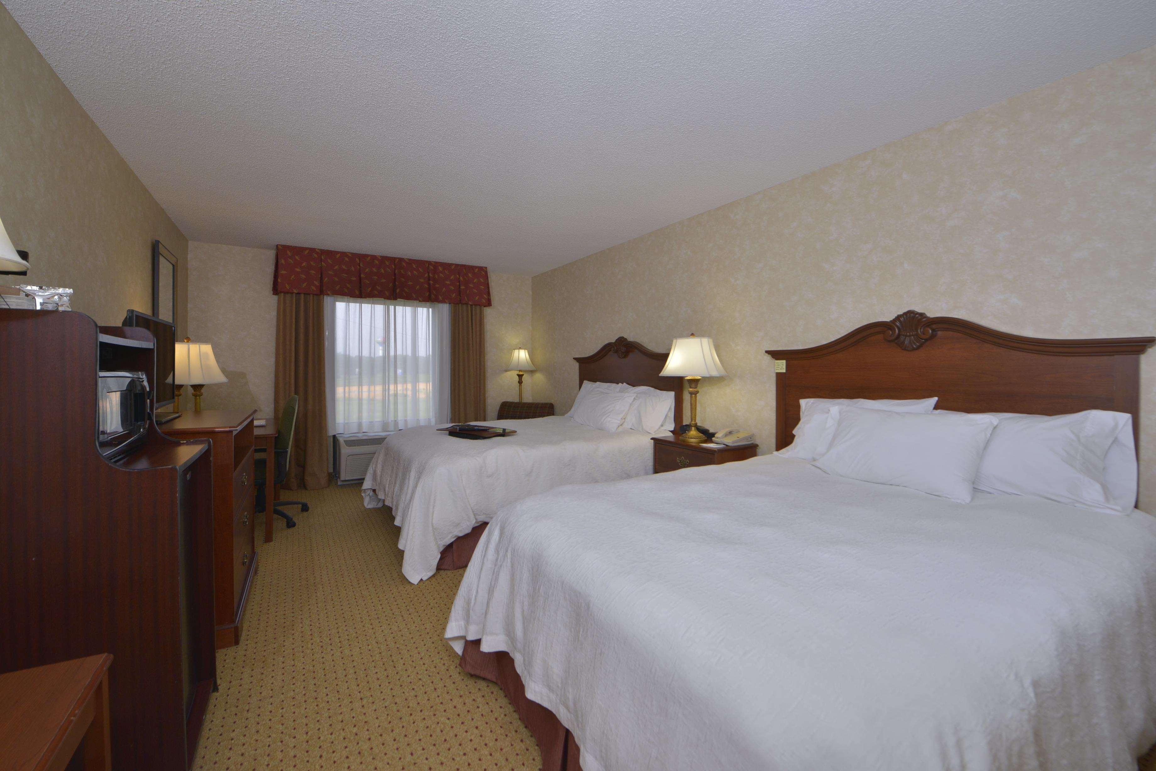 Hampton Inn Wytheville Buitenkant foto