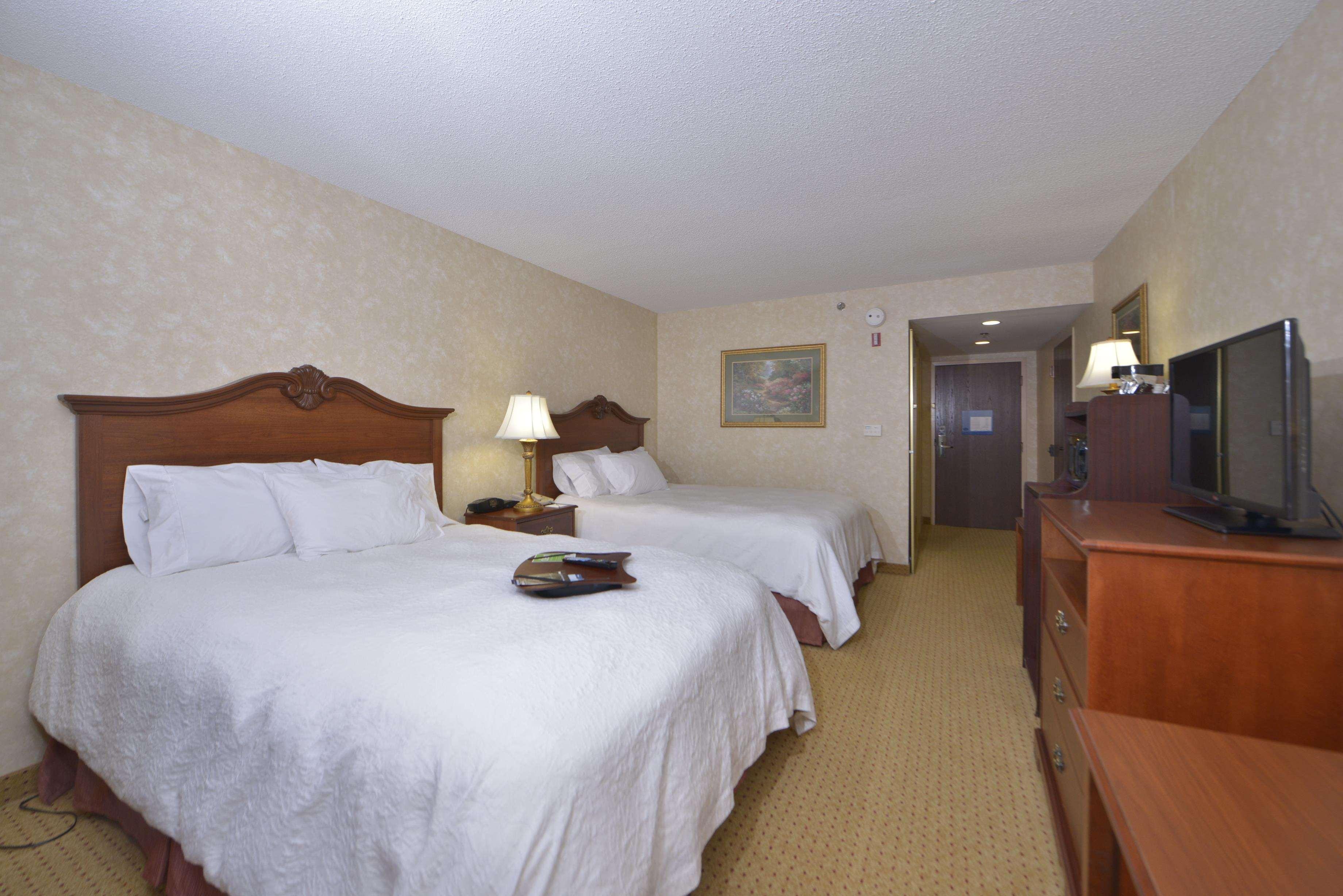 Hampton Inn Wytheville Buitenkant foto