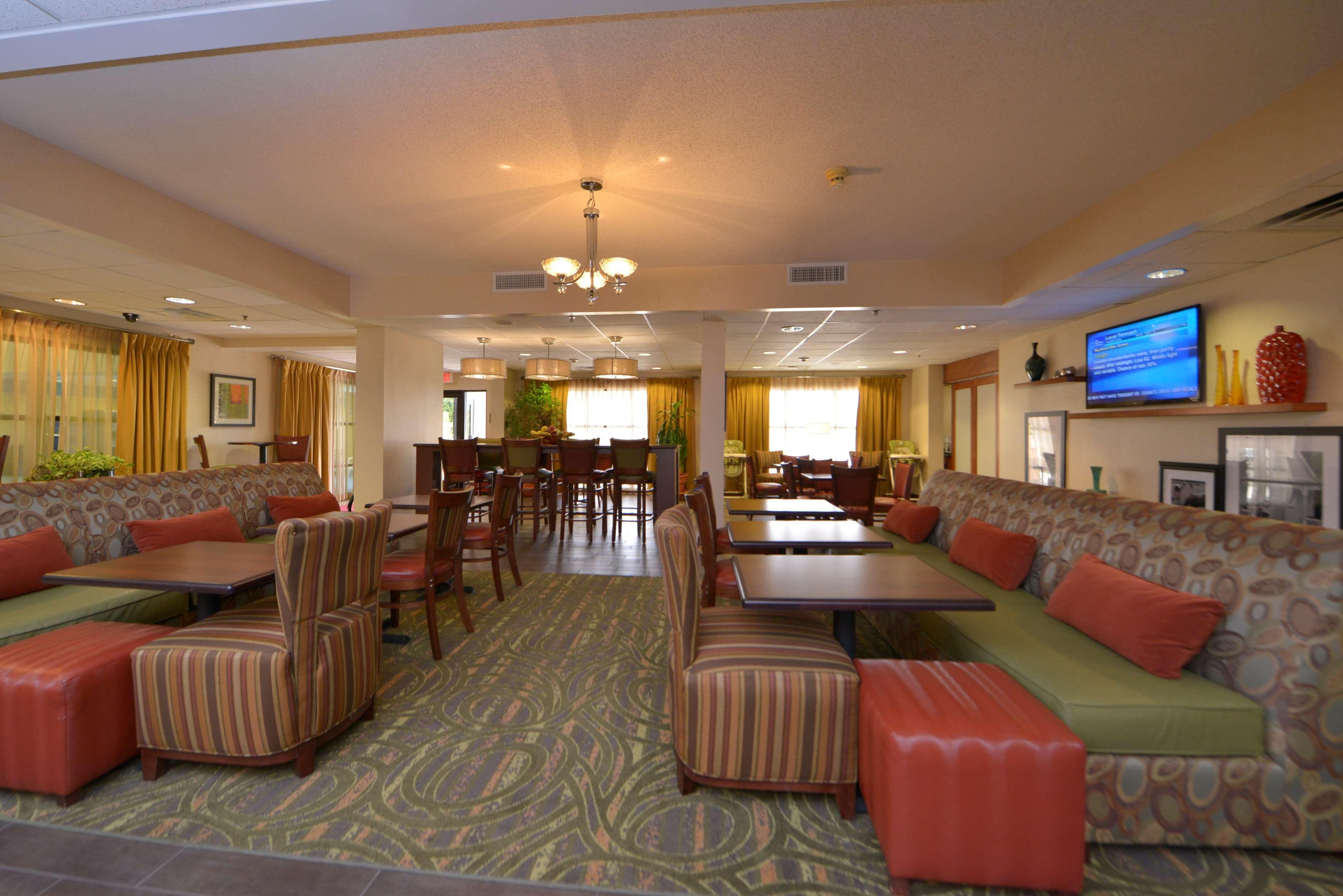 Hampton Inn Wytheville Buitenkant foto