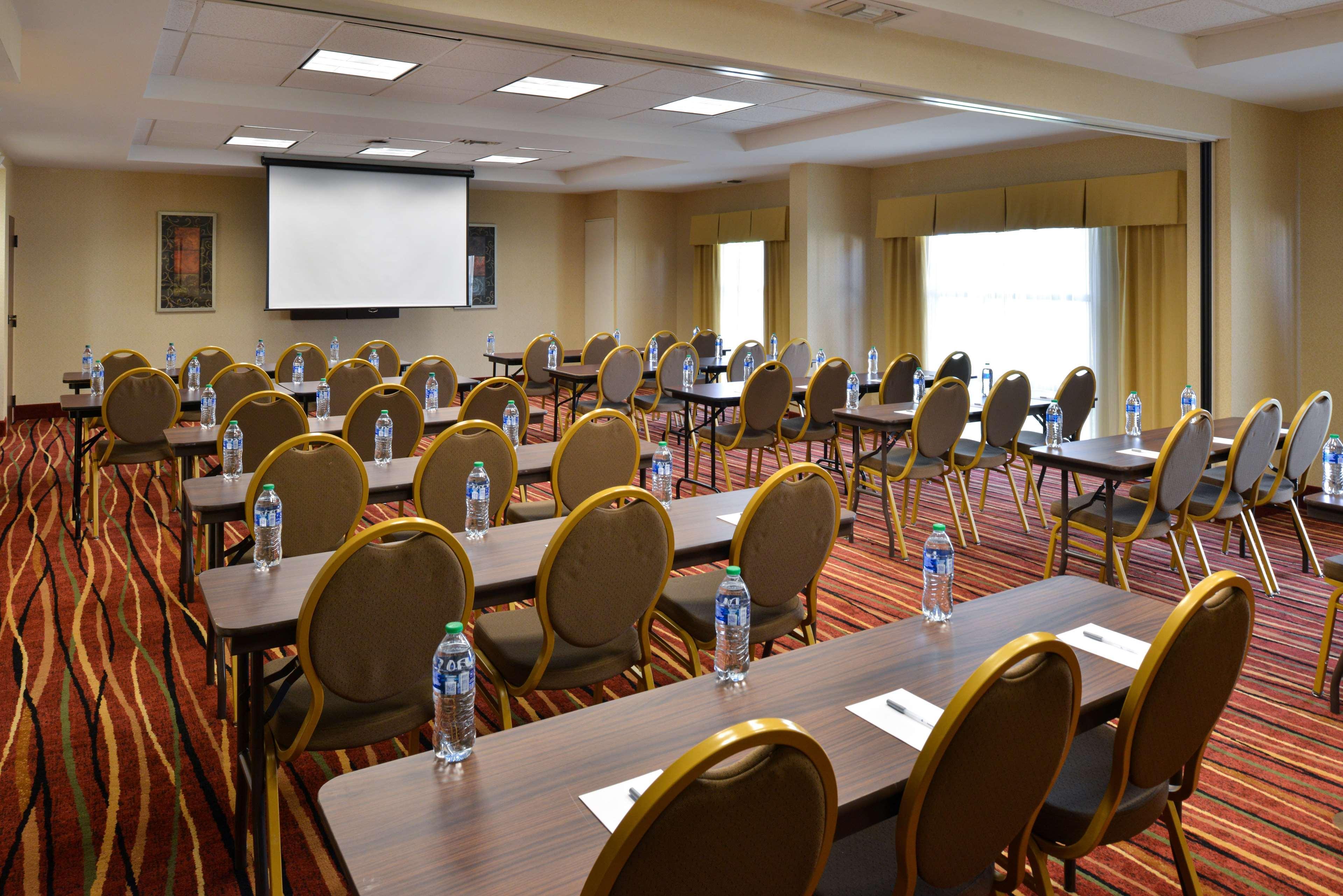 Hampton Inn Wytheville Buitenkant foto