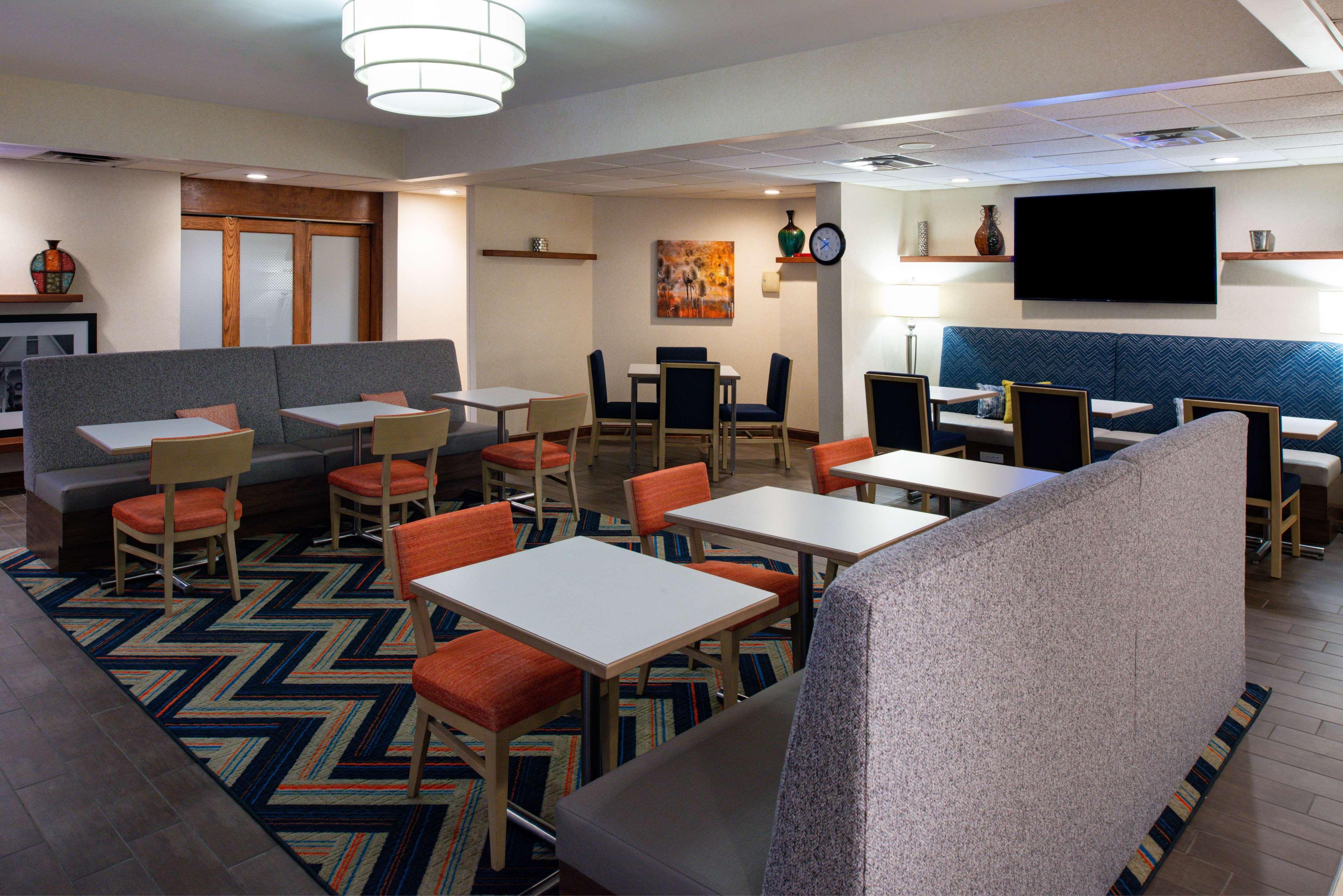 Hampton Inn Wytheville Buitenkant foto