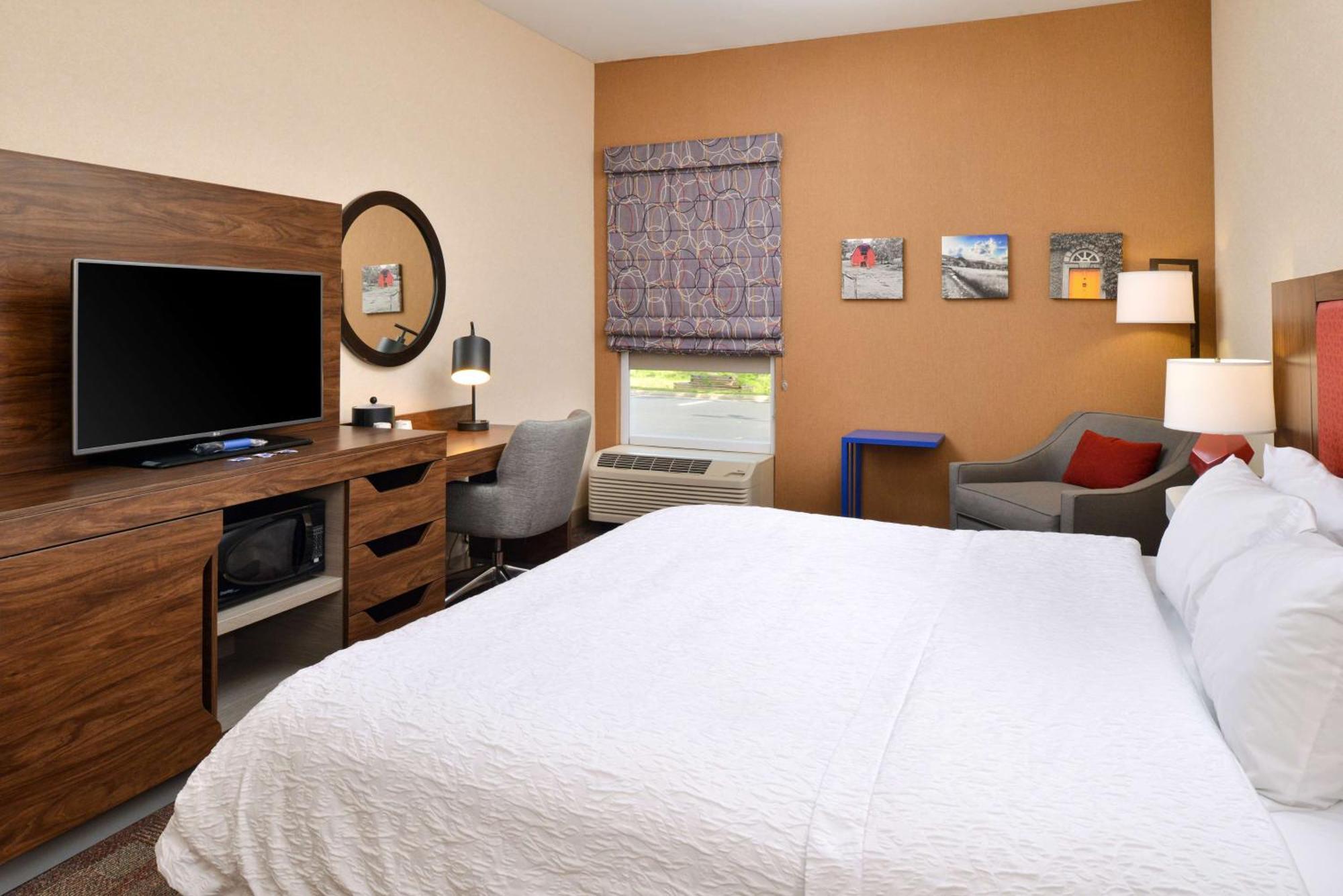 Hampton Inn Wytheville Buitenkant foto