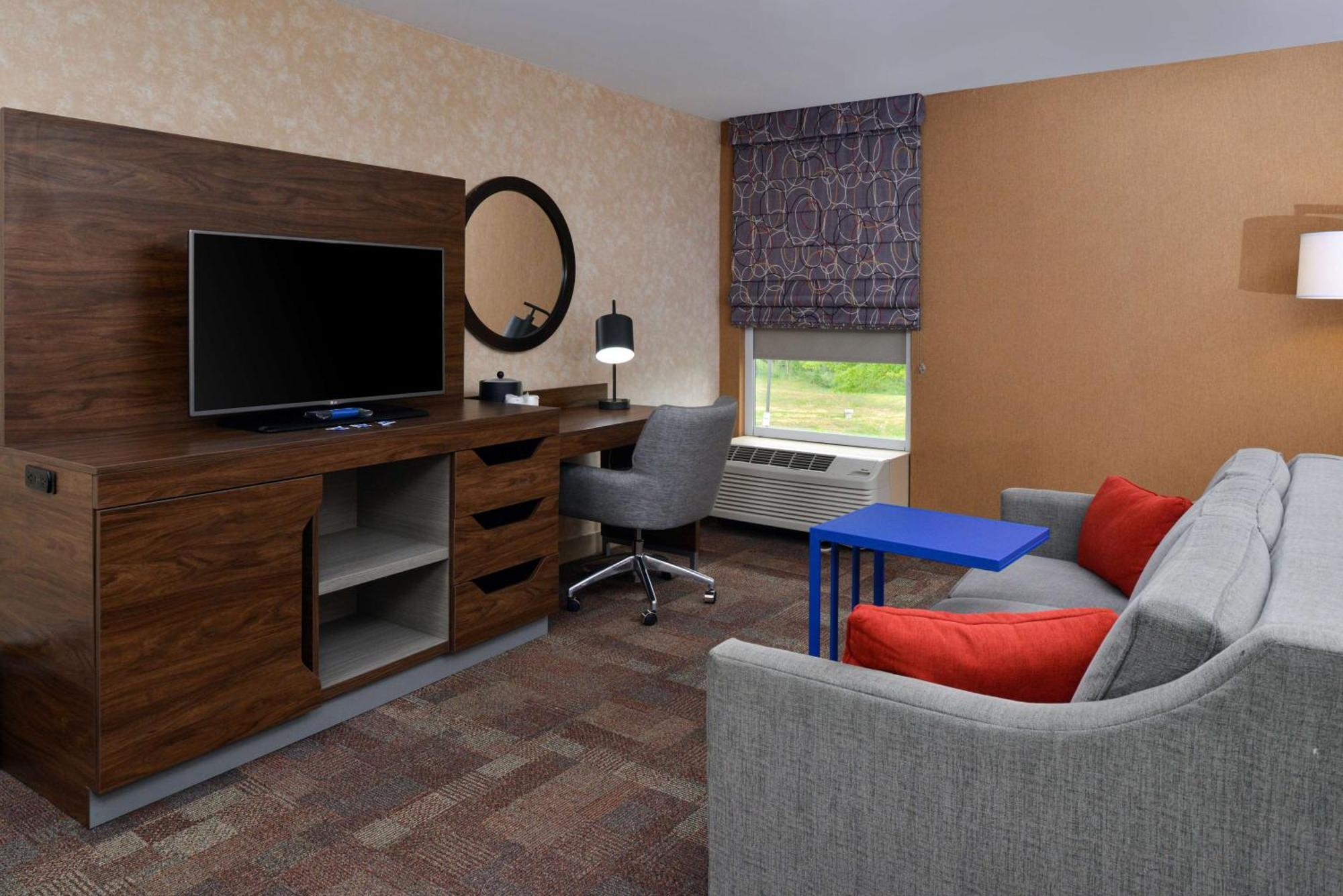 Hampton Inn Wytheville Buitenkant foto